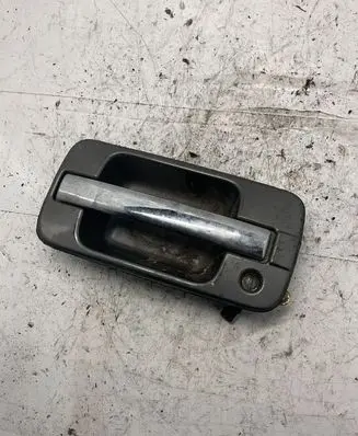 Opel Monterey Front door exterior handle