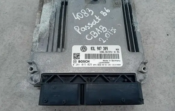 Volkswagen PASSAT B6 Engine control unit/module ECU 03L907309