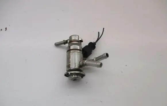 Renault Kangoo II AdBlue injector 208995377R K9K872