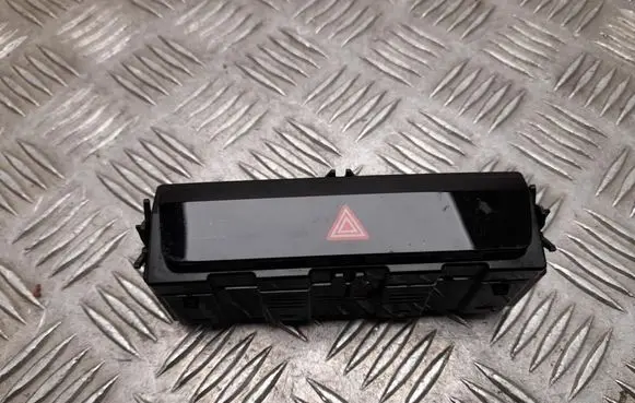 Audi Q4 e-tron Hazard light switch 85E925301AA