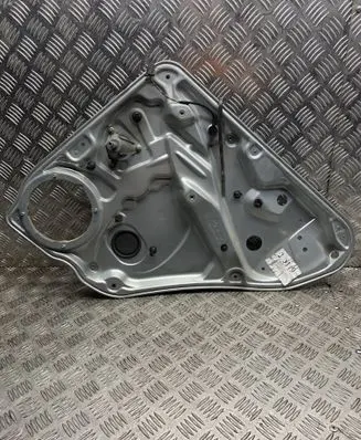 Rear window lifting mechanism without motor