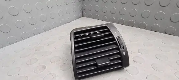 BMW X5 E53 Dashboard side air vent grill/cover trim 64228402215