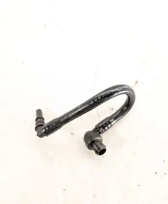 Mercedes-Benz GLB X247 Engine coolant pipe/hose A1724300000