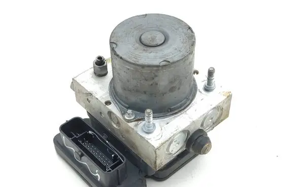 Jeep Cherokee ABS Pump P04779899AI TYA061463968
