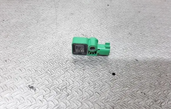 Volvo V50 Airbag deployment crash/impact sensor 30775521