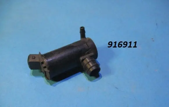 Volvo XC70 Windscreen/windshield washer pump 916911