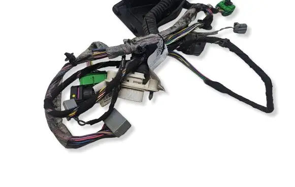 Volvo S60 Front door wiring loom 8690290