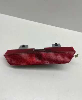 Toyota RAV 4 (XA20) Third/center stoplight