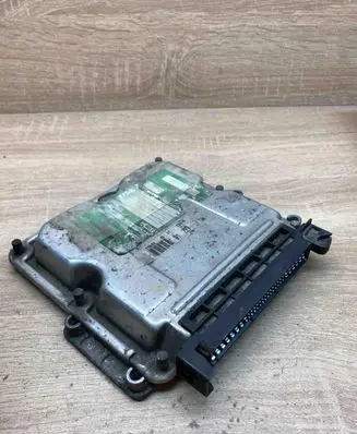 Peugeot 206 Engine control unit/module ECU 9641606980 0281010500