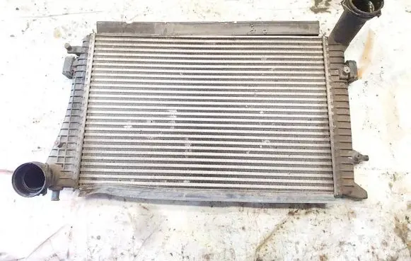 Volkswagen PASSAT B6 Intercooler radiator 3C0145803G