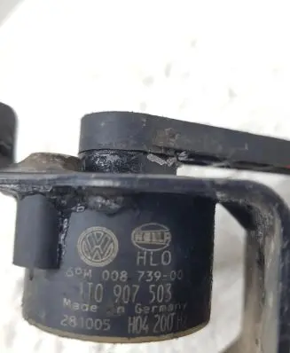 Volkswagen PASSAT B6 Front height sensor lever 1T0907503