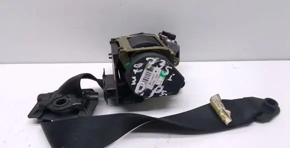 BMW 7 E65 E66 Front seatbelt 561148401 010R000