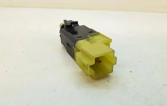 Mercedes-Benz CLS C219 Brake pedal sensor switch A0015454409