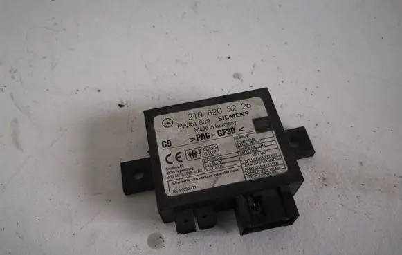 Mercedes-Benz E W210 Immobilizer control unit/module 2108203226