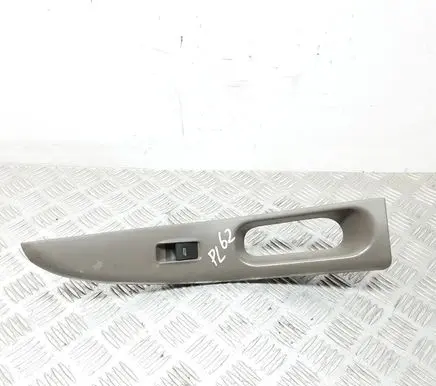 Audi A3 S3 8L Electric window control switch 8L3867172G 17567
