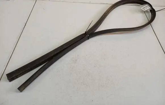 BMW 3 E90 E91 Rubber seal front coupe door 