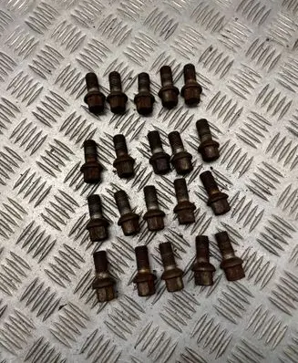 Mercedes-Benz ML W163 Nuts/bolts 
