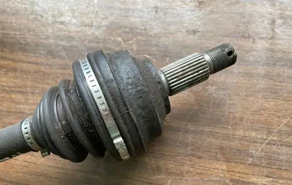Peugeot 807 Front driveshaft