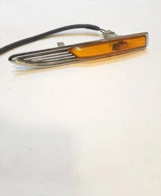 Ford Mondeo MK IV Front fender indicator light 7S7113K354BD