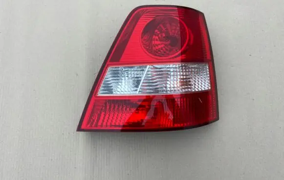KIA Sorento Rear/tail lights 924023E000
