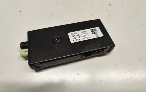 BMW X5 F15 Aerial antenna amplifier 9334691