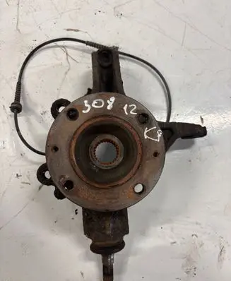 Peugeot 308 SW Front wheel hub 