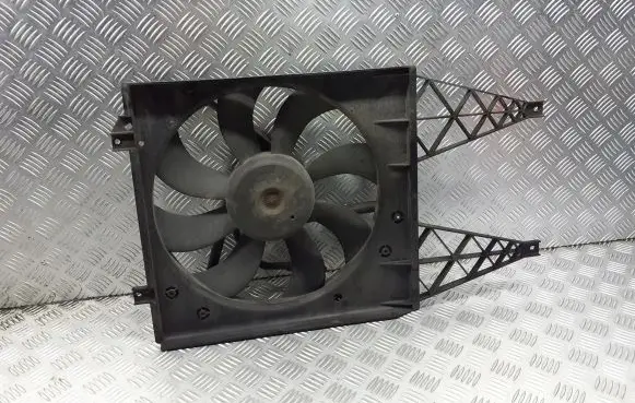 Volkswagen Polo Front door blower motor 