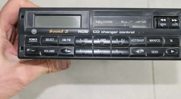 Volkswagen Sharan Radio/CD/DVD/GPS head unit 7M0035152R SOUND2