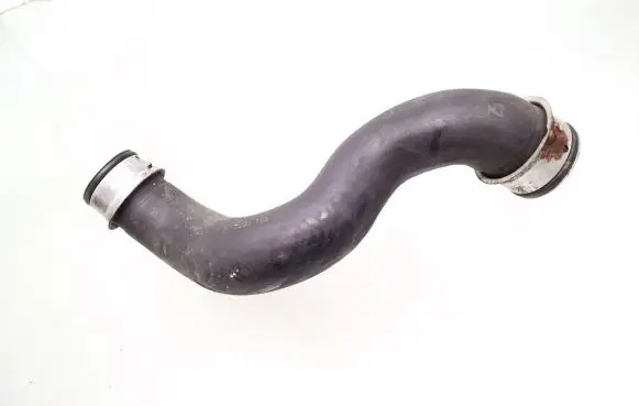 Mercedes-Benz E W212 Engine coolant pipe/hose A2045011682