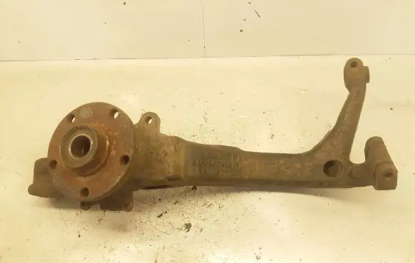Audi A4 S4 B5 8D Front wheel hub spindle knuckle 8D0407258