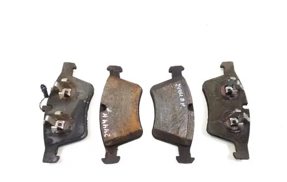 Mercedes-Benz GL X164 Brake pads (front) A1644202520