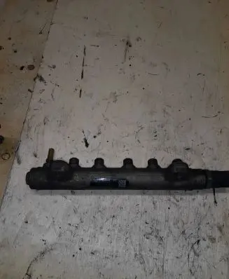 Renault Master II Fuel main line pipe 8200347593 18048255 0445214042