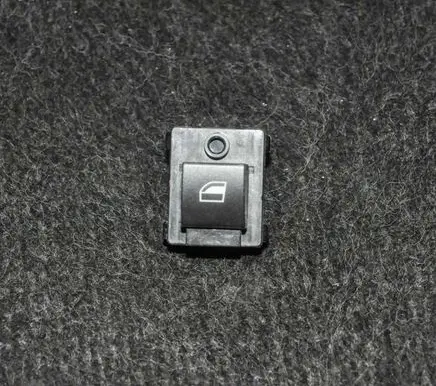 BMW 7 E65 E66 Electric window control switch 8379597