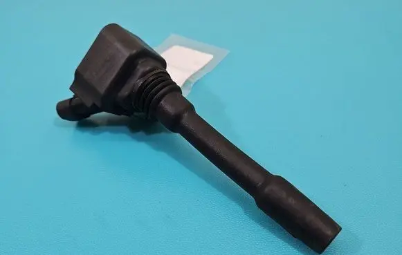 High voltage ignition coil