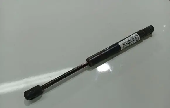 Volkswagen PASSAT B5 Tailgate/trunk strut/damper 3b5827550A