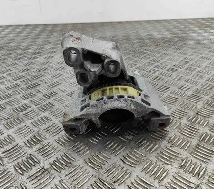 Mercedes-Benz GLA W156 Engine mount bracket A2462400617