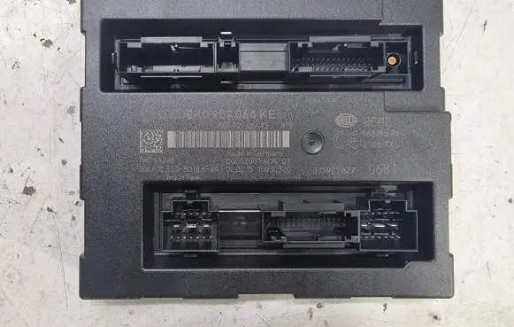 Audi A5 Sportback 8TA Comfort/convenience module 8K0907064KE 00002001 5DK01235080