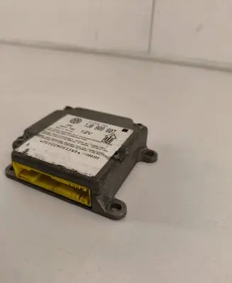 Volkswagen PASSAT B5 Airbag control unit/module 1J0909607 11980309 5WK4199