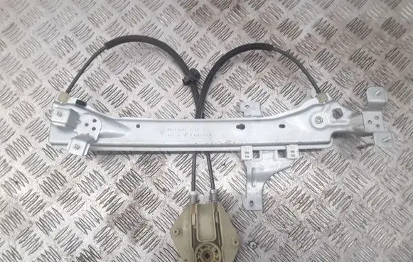 Renault Megane III Rear window lifting mechanism without motor 827200008R 920041102 968719101D