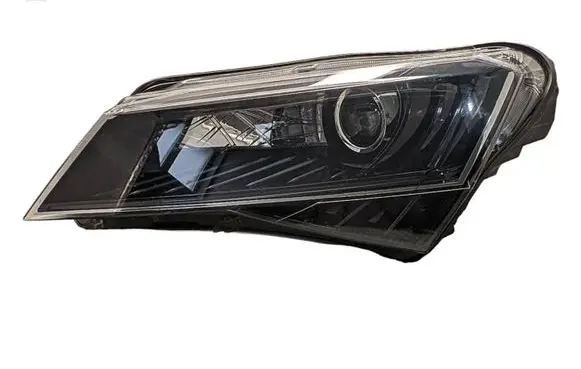 Skoda Superb B8 (3V) Headlight/headlamp 3V1941015A 1ZS01193921