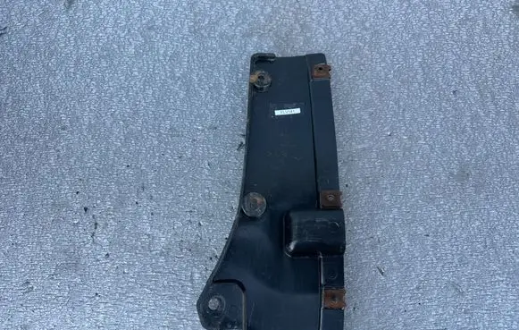 Nissan Patrol Y61 Other sill/pillar trim element 85044VC200