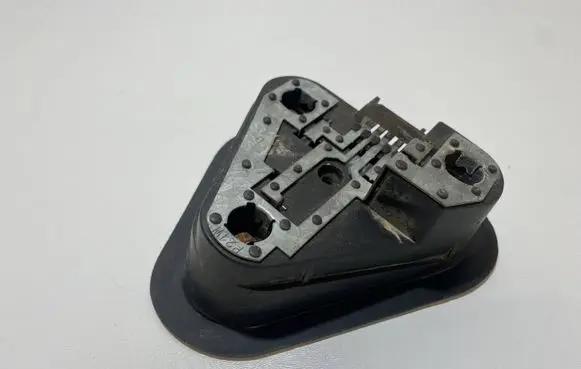 Lancia Dedra Tail light bulb cover holder 337558D