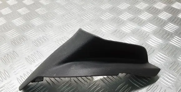 Volvo XC40 (C) pillar trim 31469200