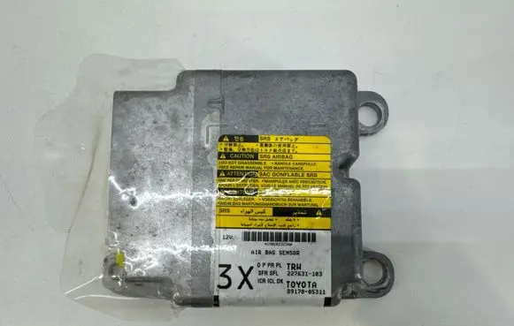 Toyota Avensis T270 Airbag control unit/module 8917005311