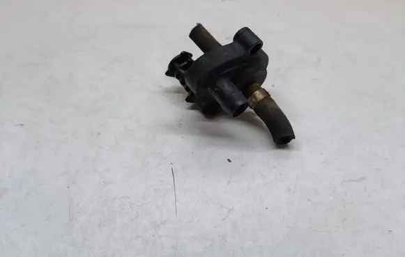 BMW X5 E53 Other engine bay part 