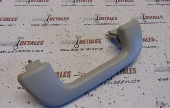 Toyota Avensis T250 Front interior roof grab handle