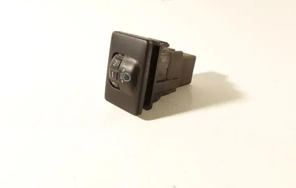 Toyota Yaris Headlight level height control switch 841520D030