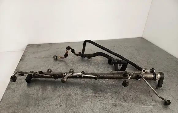 BMW X5 E70 Fuel main line pipe 32446881 0281002738 7795514