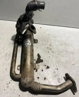 Skoda Fabia Mk2 (5J) EGR valve cooler 045131513M 0517708
