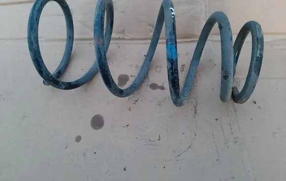 Toyota Previa (XR30, XR40) II Front coil spring